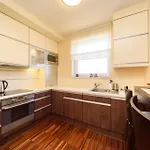 Podrozniczy Apartament Od Dziedzinca, Parking, Rynek 700 M Apartamento