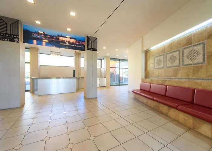 Podrozniczy Apartament Od Dziedzinca, Parking, Rynek 700 M Daire