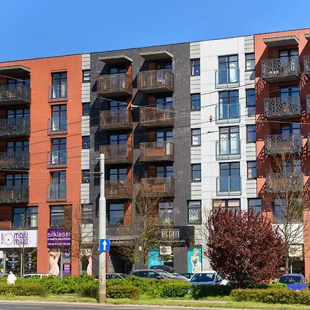 Podrozniczy Apartament Od Dziedzinca, Parking, Rynek 700 M