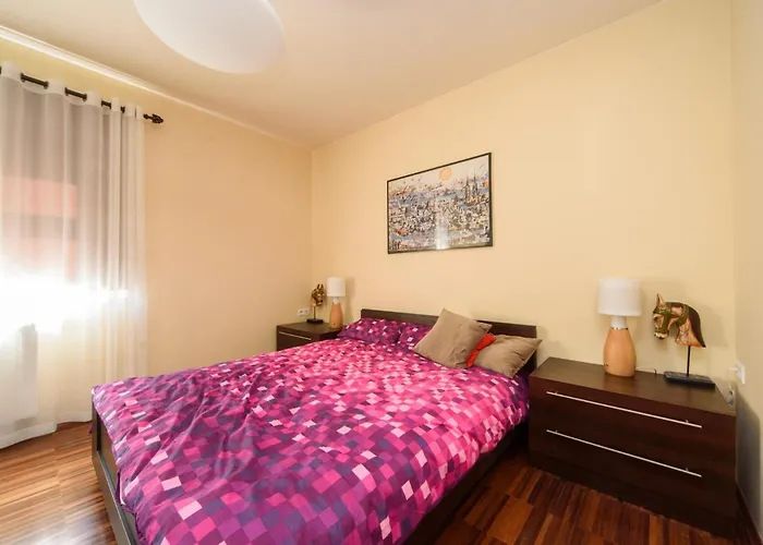 Podrozniczy Apartament Od Dziedzinca, Parking, Rynek 700 M *